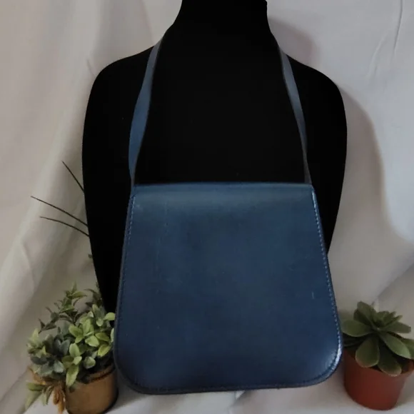 🏰Vintage Walt Disney Productions Faux Leather Mickey Mouse Club Child's Purse - Picture 2 of 15